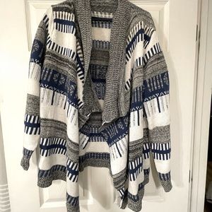 NWOT- women’s blue/gray striped cardigan sz M